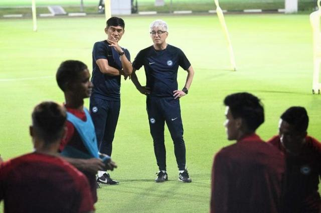 开云APP-新加坡与国足同步展开备战 小仓勉带俩助手就位