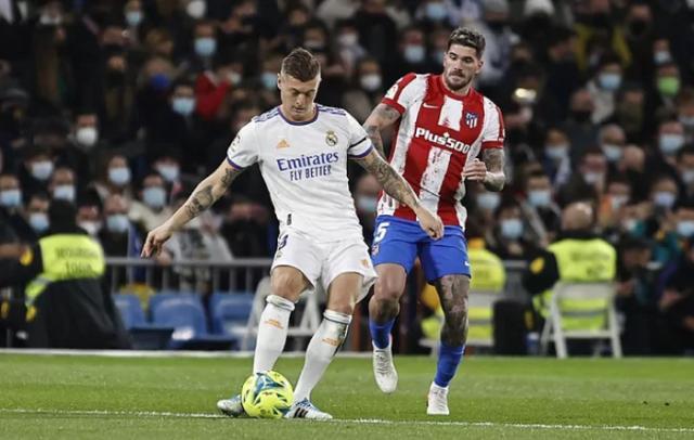 1639670096430037968.jpg realatletuci'_233003.jpg