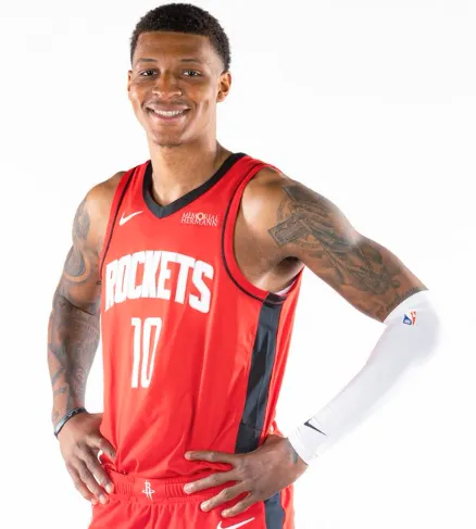 祝你23岁生日快乐!NBA官方分享贾巴里-史密斯的个人照片